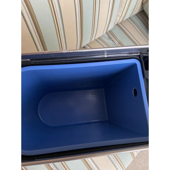 NWOT SimpleHuman 10L Butterfly Trash Can - Picture 6 of 6